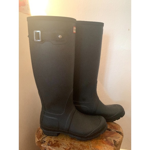 Matte Hunter boots* great condition sz.7 - Picture 2 of 7